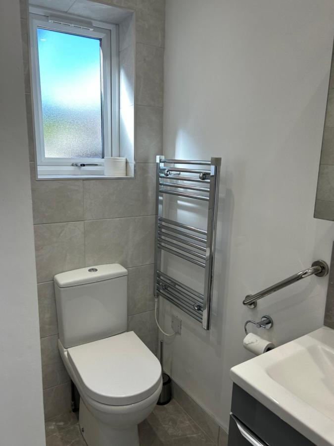 Studio 33 Chichester Extérieur photo