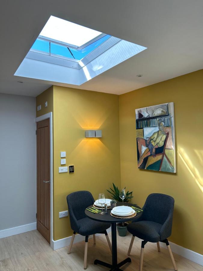 Studio 33 Chichester Extérieur photo